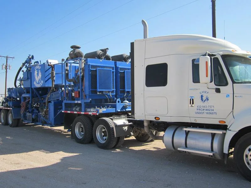Truck hauling acidizing Truck hauling acidizing